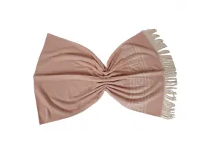 Розов дамски шал - Gucho