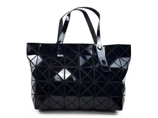 Черна интересна чанта Черна интересна чанта