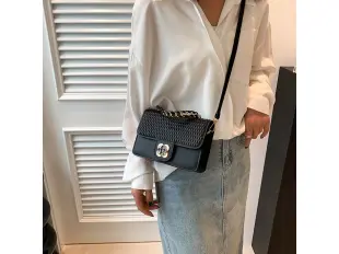 Черна дамска чанта - Elanika