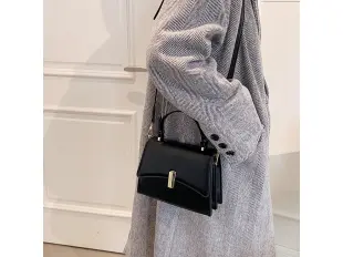 Черна дамска чанта - Kolisa