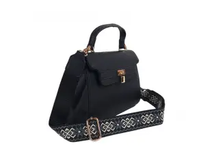 Черна дамска чанта - Stilas