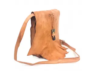 Средна светло кафява чанта - листо