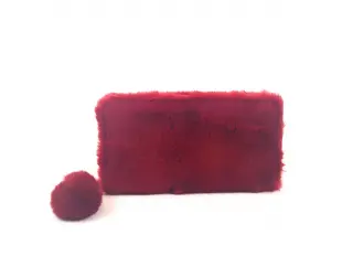 Червено портмоне - пух