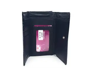 Портмоне лакирано черно с пеперуди - средно