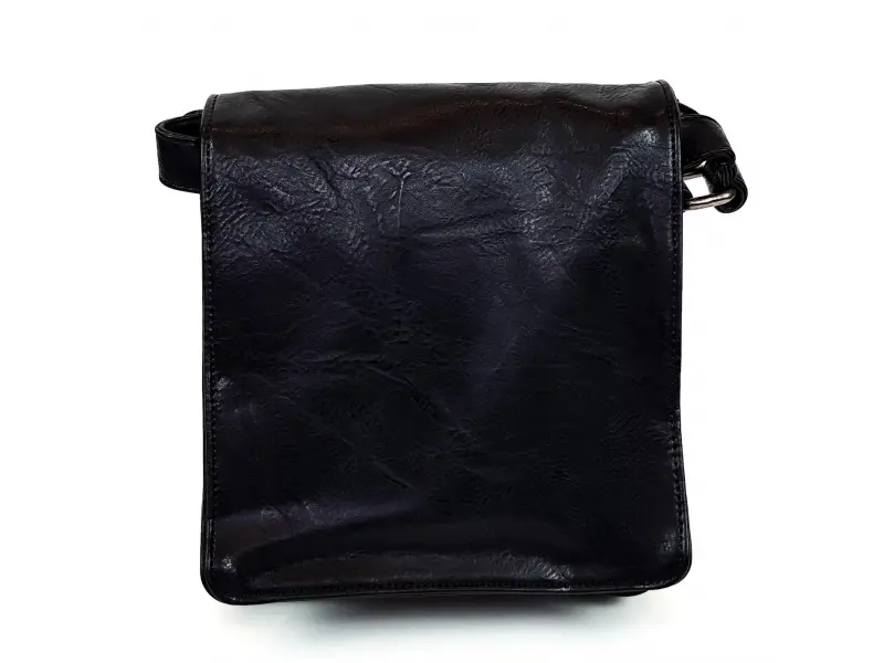 Стилна мъжка чанта с капак Стилна мъжка чанта с капак