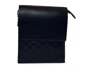 Средна мъжка чанта квадрати - еко кожа