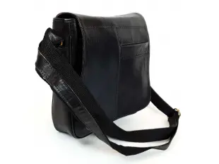 Черна мъжка чанта от натурална кожа