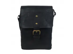 Черна мъжка чанта с катарама - Leat