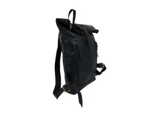 Черна кожена раница - Moris