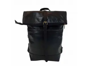 Черна раница - Tores